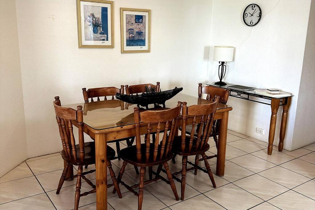 2 Bedroom Ocean View - Alexandria Apartments -Alexandra Headland Maroochydore Buitenkant foto